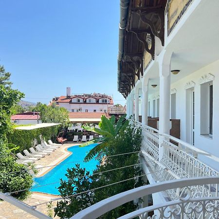 Central Park Otel - Adult Only ดาลยัน ภายนอก รูปภาพ