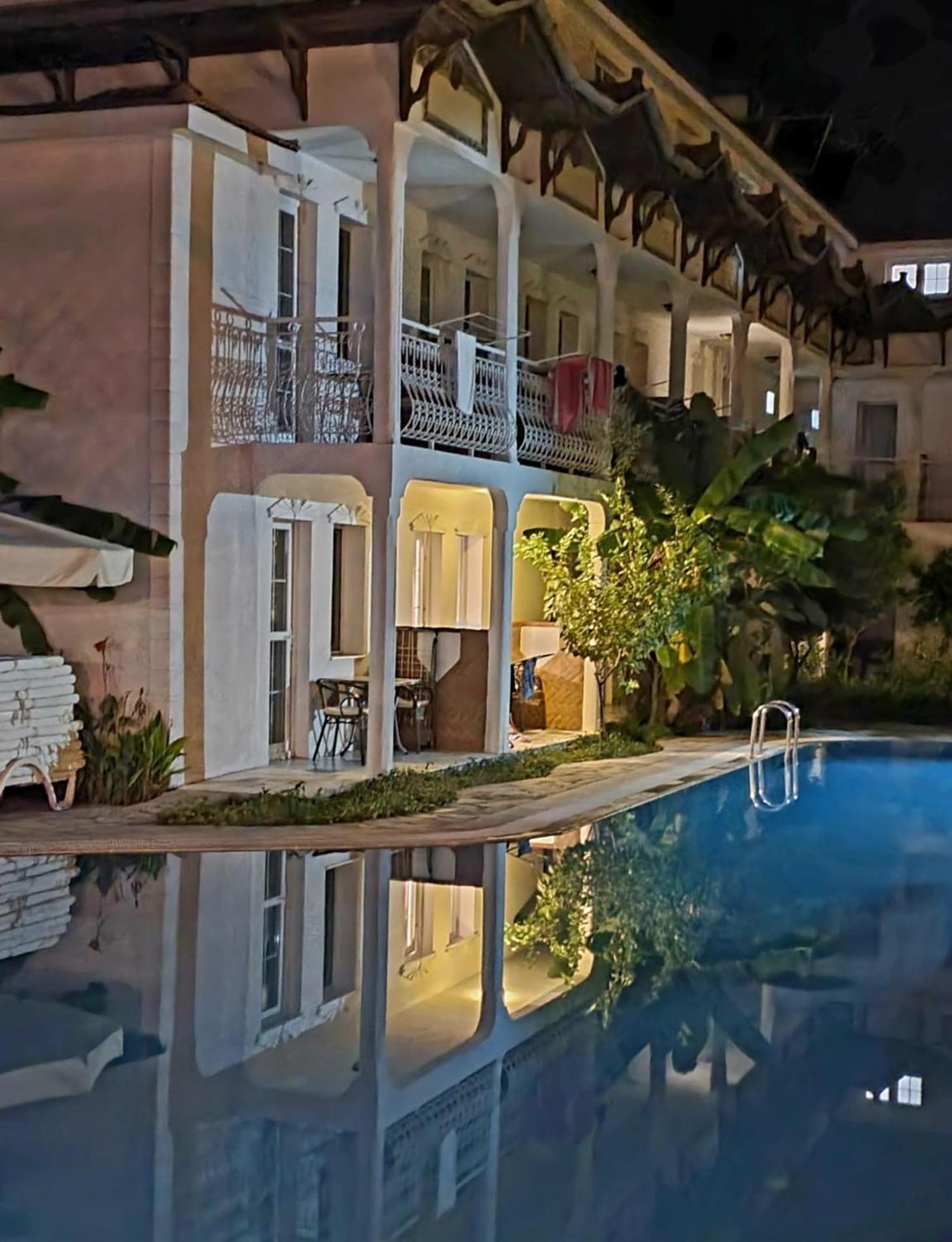 Central Park Otel - Adult Only ดาลยัน ภายนอก รูปภาพ